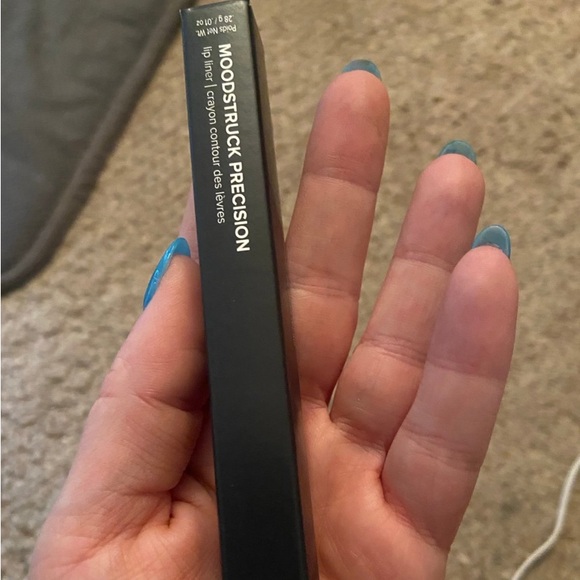 Younique Other - Lip liner